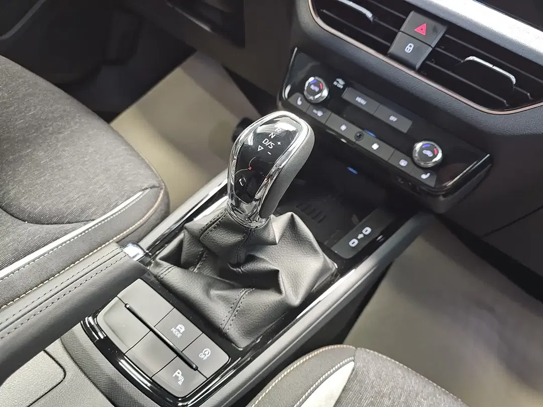 Skoda Kamiq - Thumbnail 13