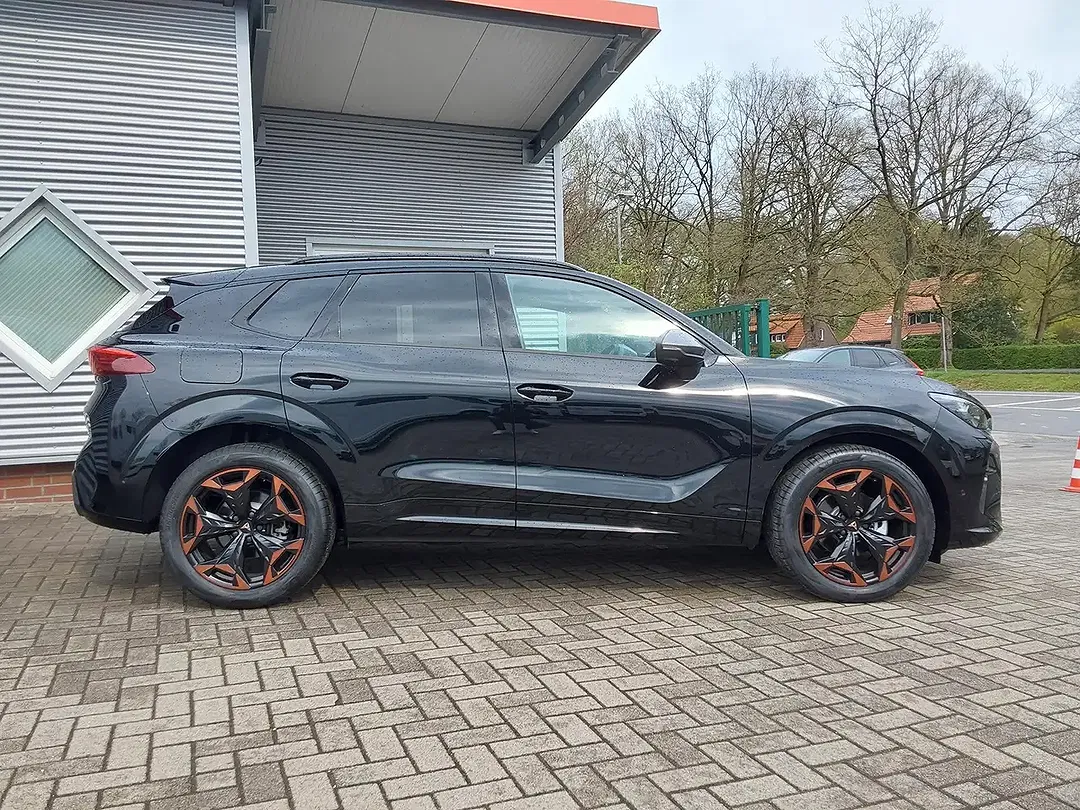 CUPRA Terramar - Thumbnail 3