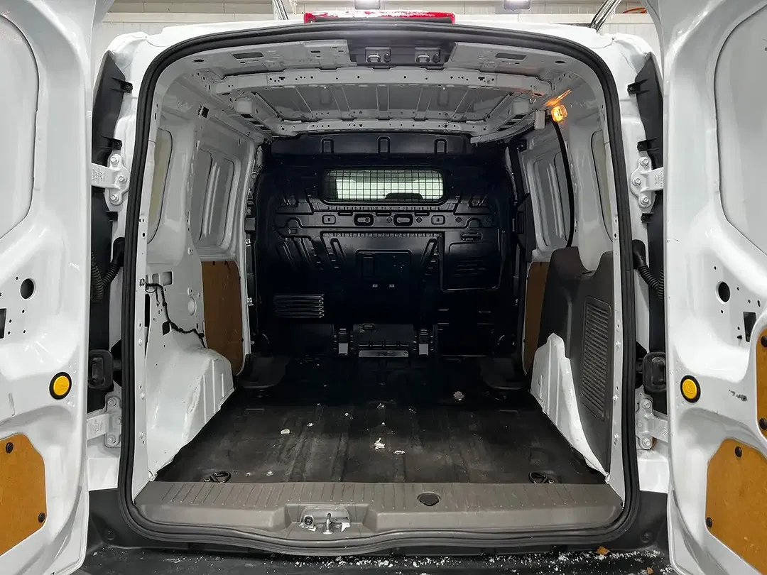 Ford Transit Connect - Thumbnail 15