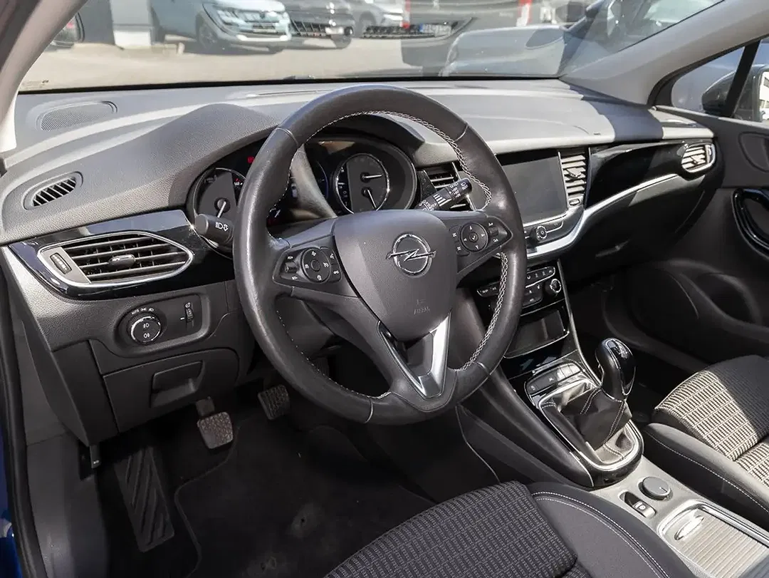 Opel Astra - Thumbnail 5