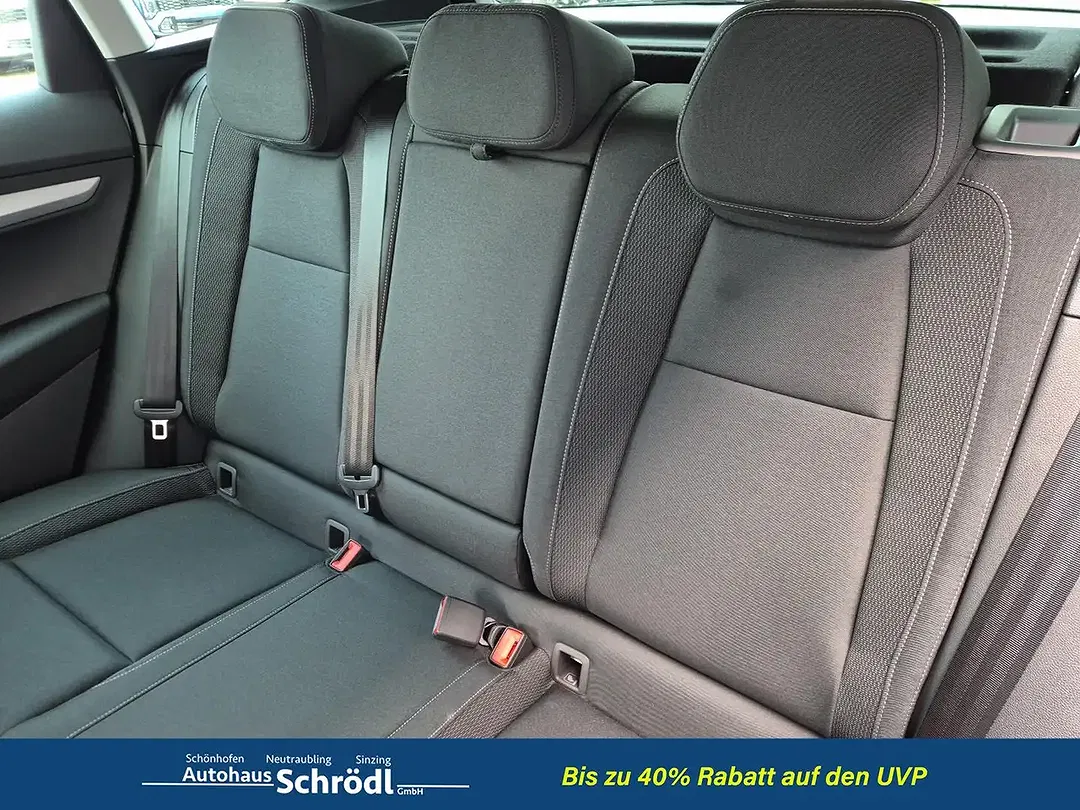 Skoda Karoq - Thumbnail 11