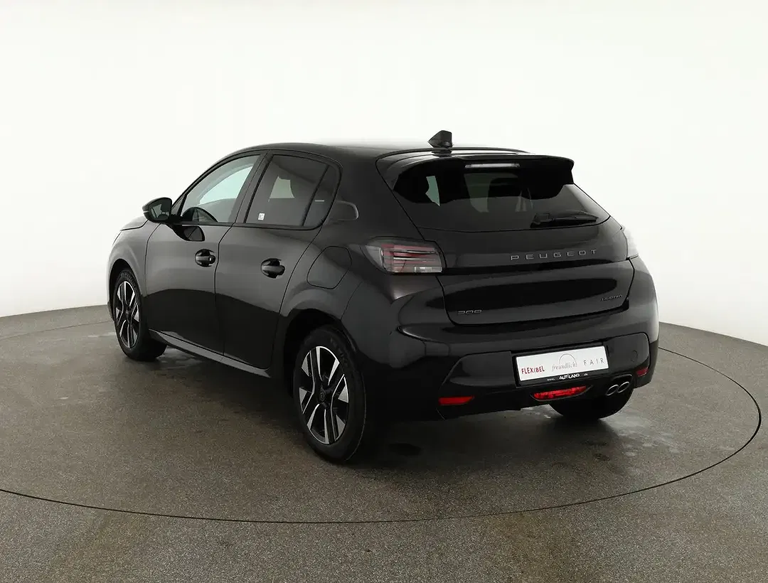 Peugeot 208 - Thumbnail 2