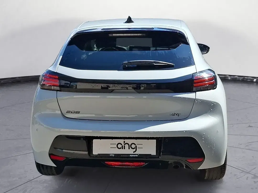 Peugeot 208 - Thumbnail 6
