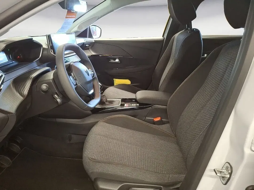 Peugeot 208 - Thumbnail 7