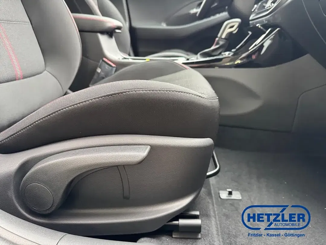 Hyundai i30 - Thumbnail 15