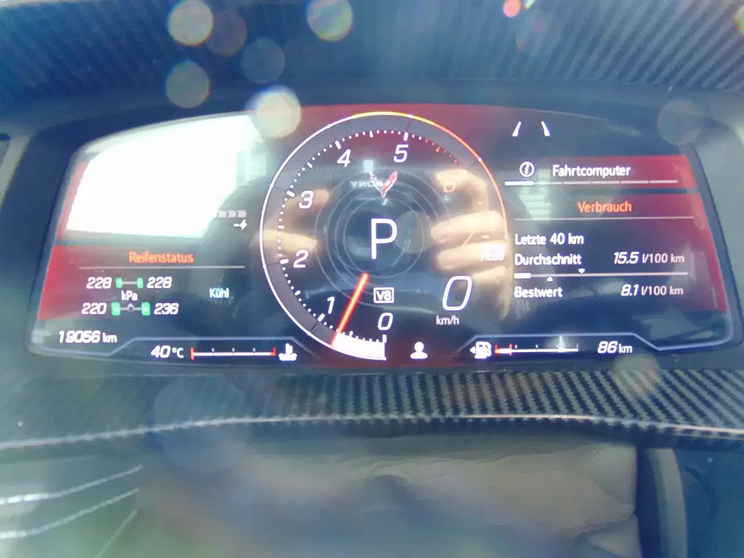 Corvette C8 - Thumbnail 7