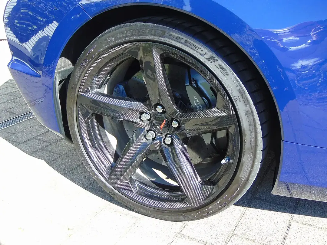 Corvette C8 - Thumbnail 8