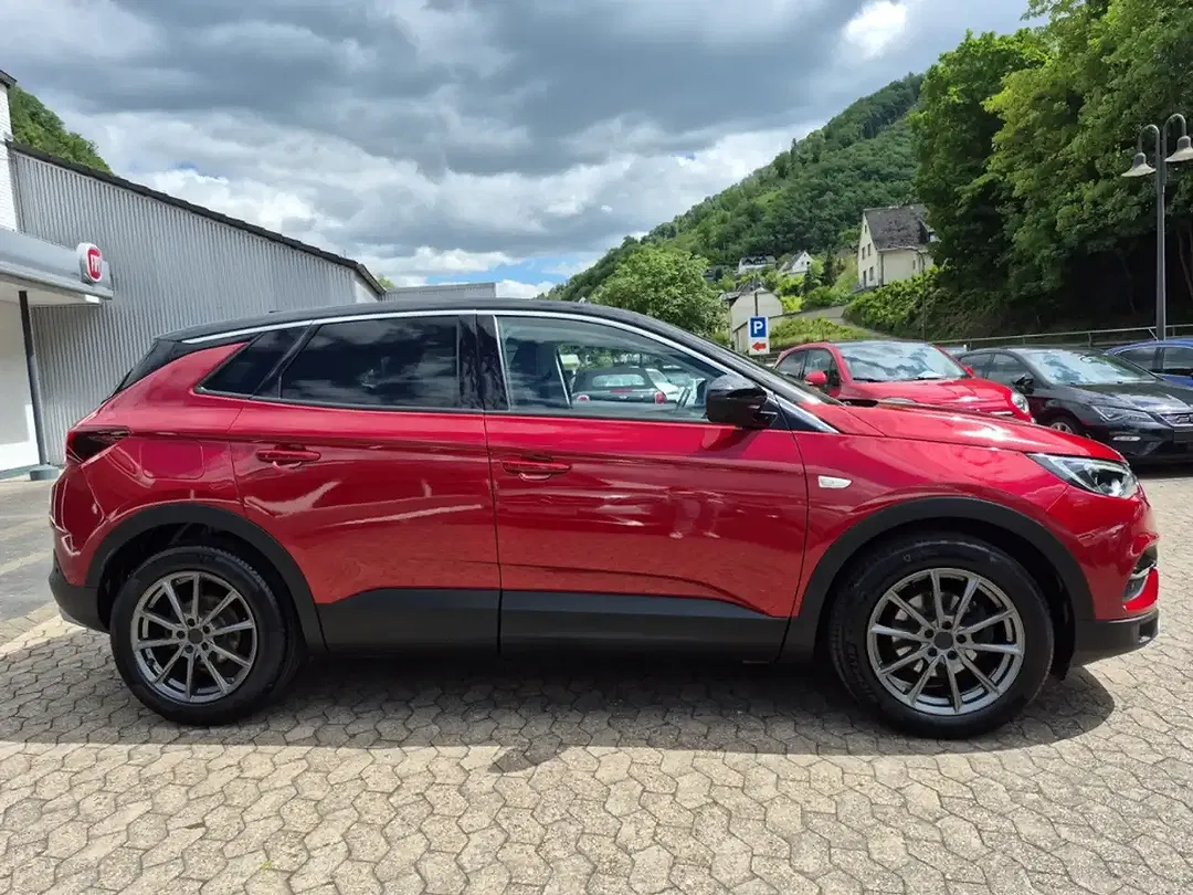 Opel Grandland - Thumbnail 4