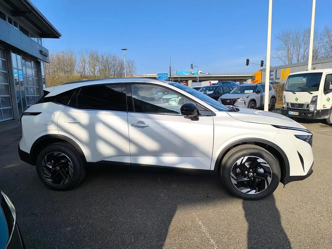 Nissan Qashqai - Thumbnail 4