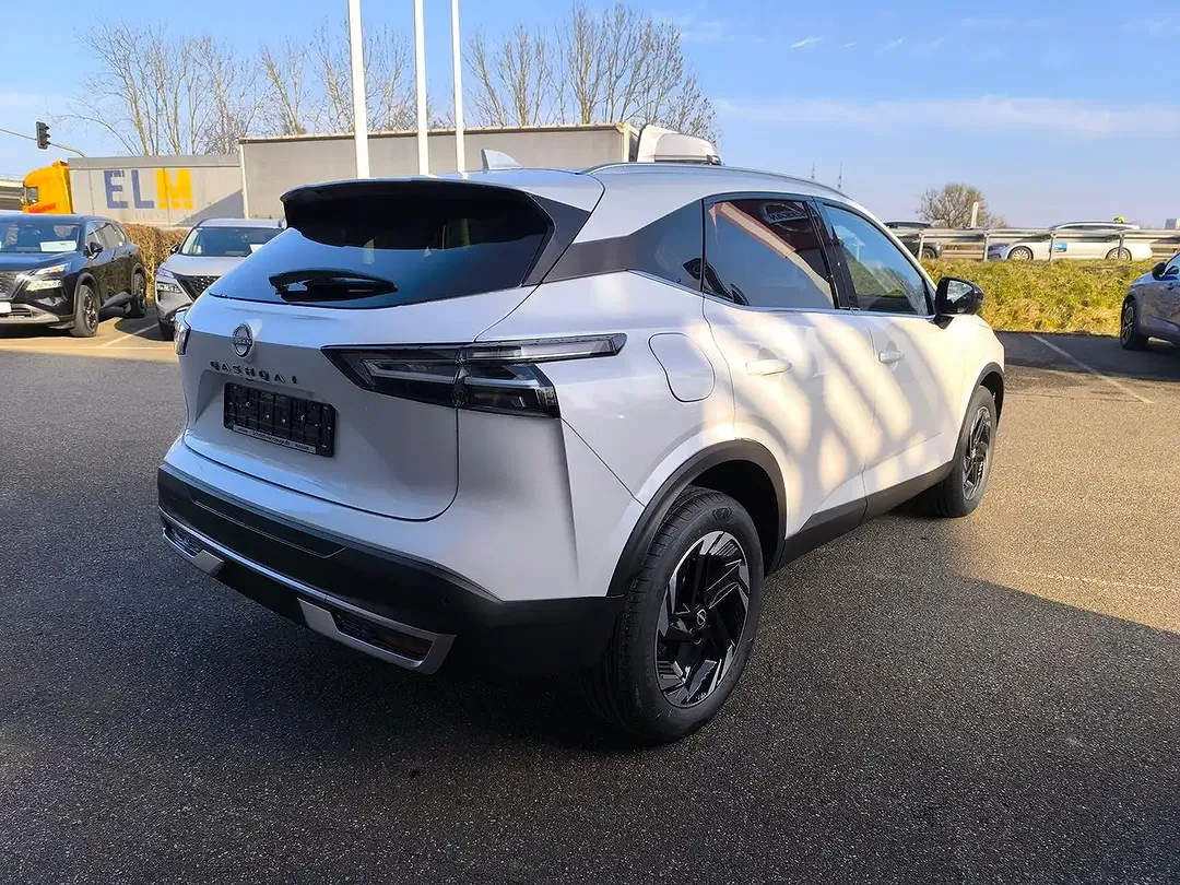 Nissan Qashqai - Thumbnail 6
