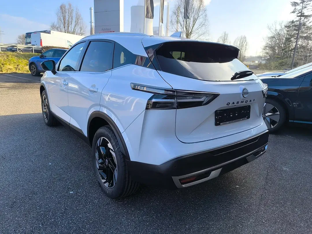 Nissan Qashqai - Thumbnail 8