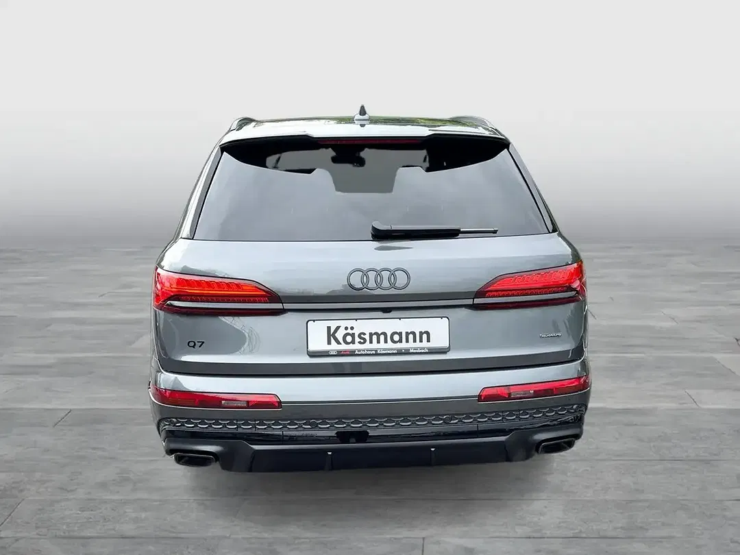 Audi Q7 - Thumbnail 3