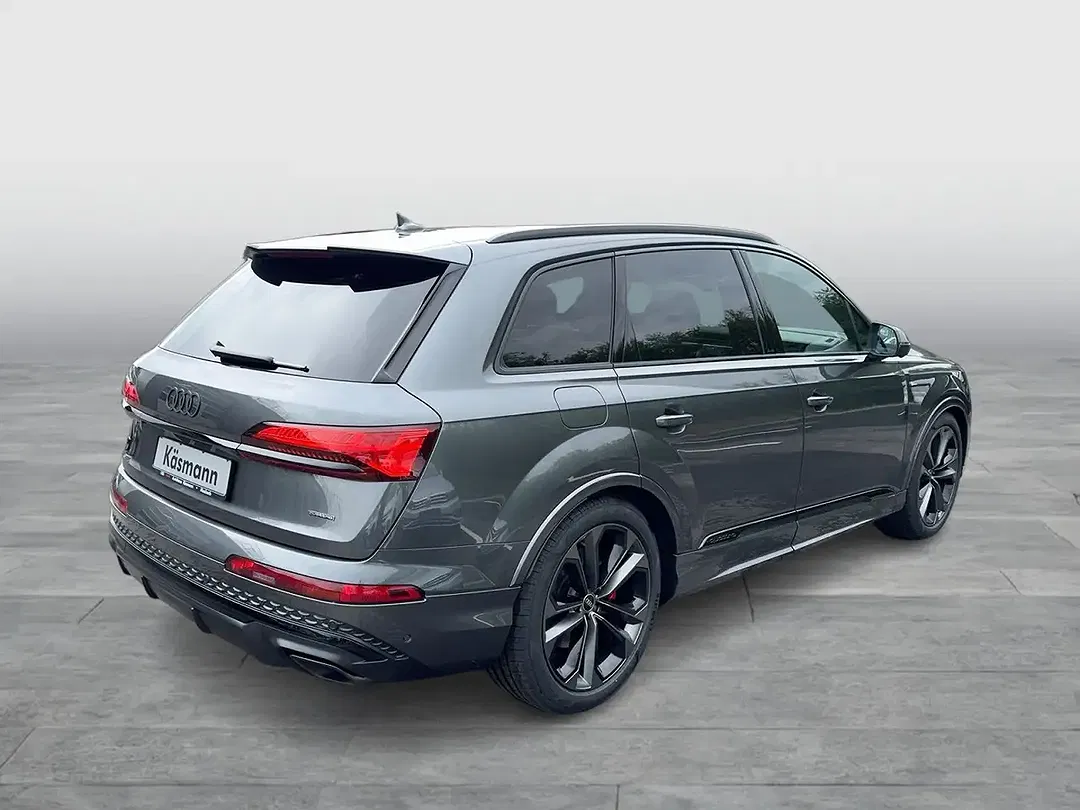 Audi Q7 - Thumbnail 4