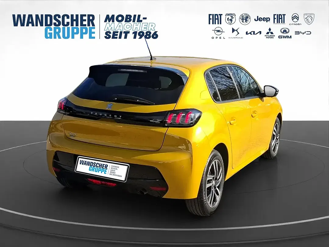 Peugeot 208 - Thumbnail 5