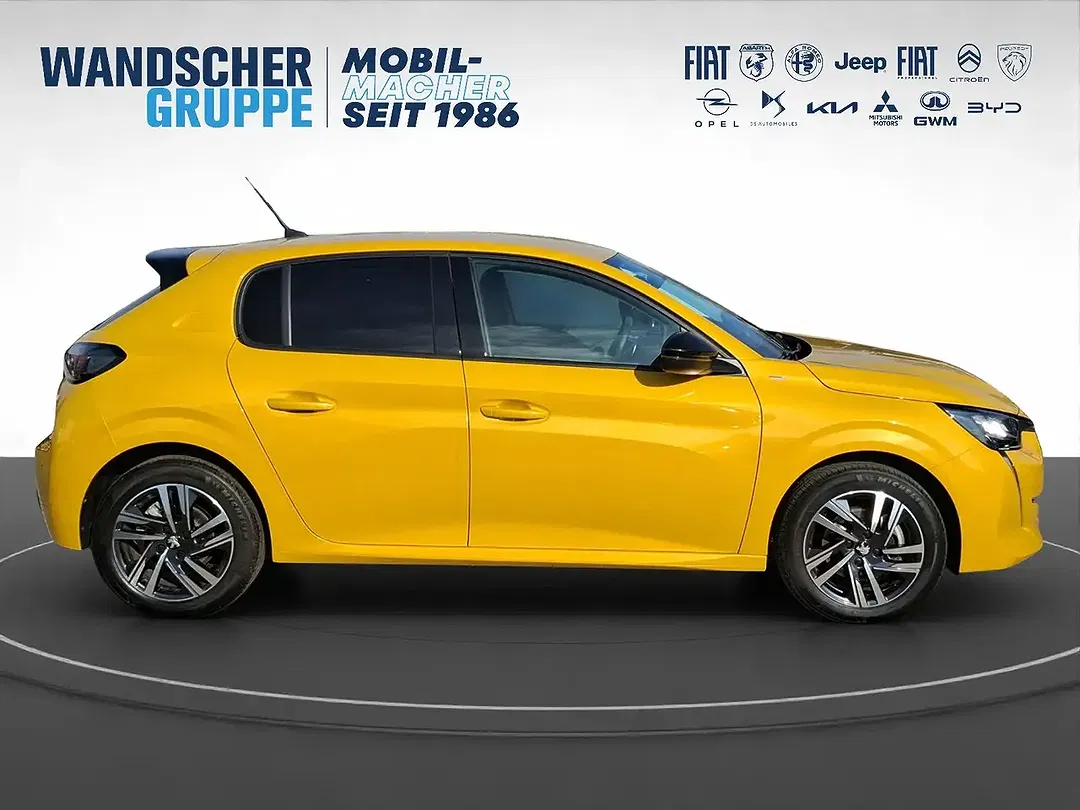 Peugeot 208 - Thumbnail 6