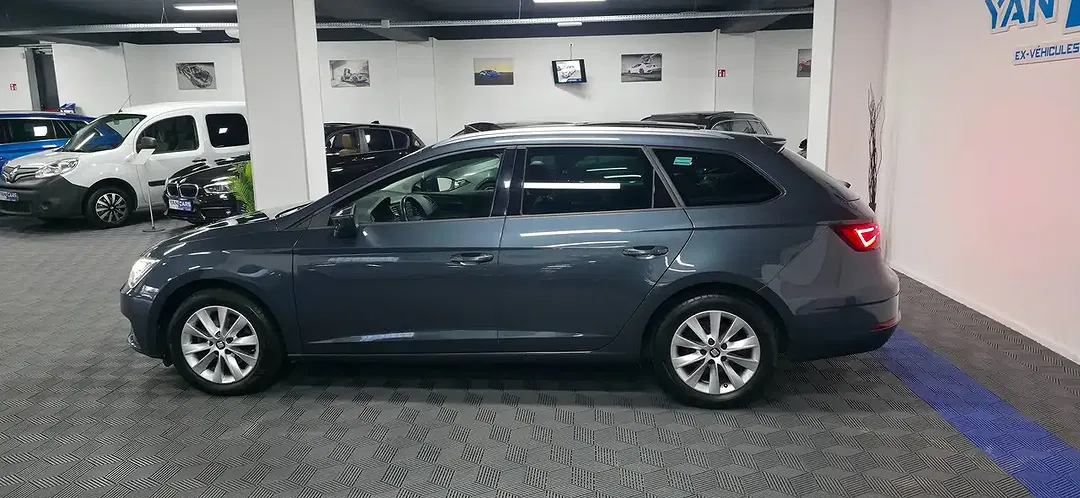 SEAT Leon - Thumbnail 5