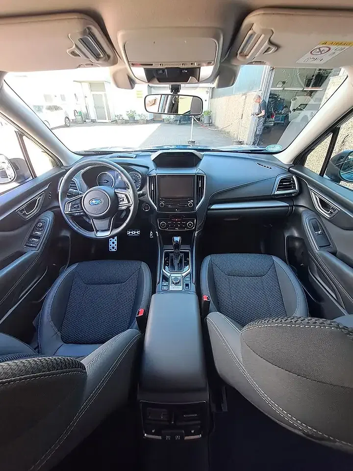 Subaru Forester - Thumbnail 9
