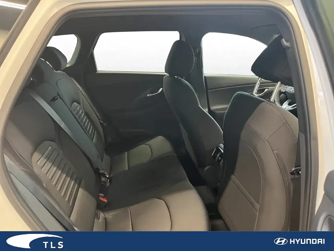 Hyundai i30 - Thumbnail 15