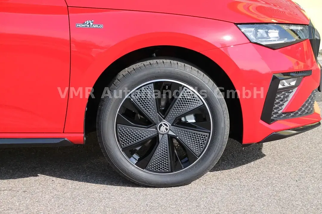 Skoda Scala - Thumbnail 8