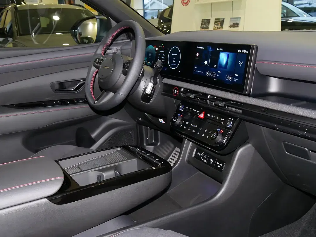 Hyundai TUCSON - Thumbnail 11