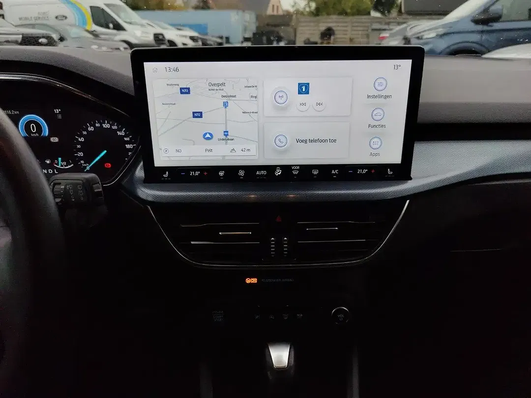 Ford Focus - Thumbnail 15
