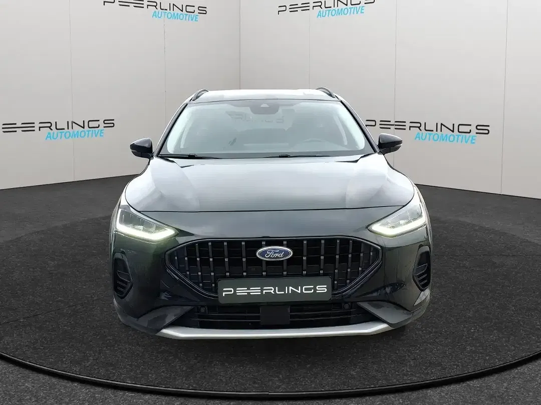 Ford Focus - Thumbnail 2