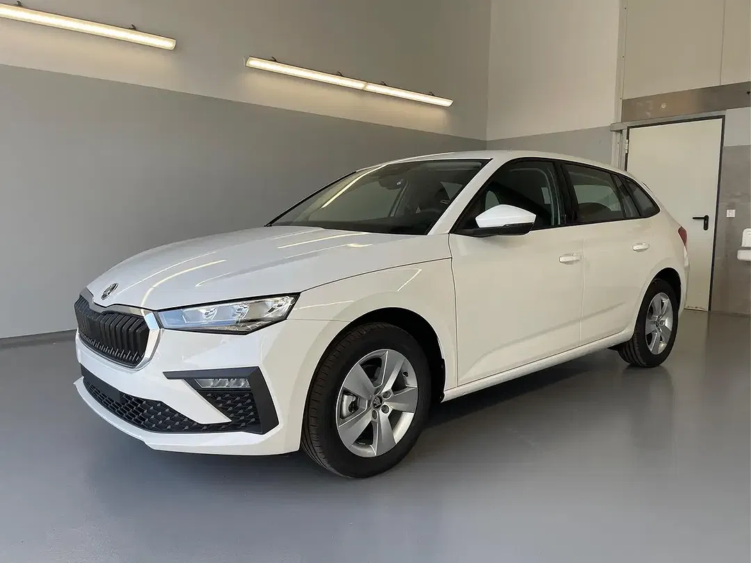 Skoda Scala - Thumbnail 1
