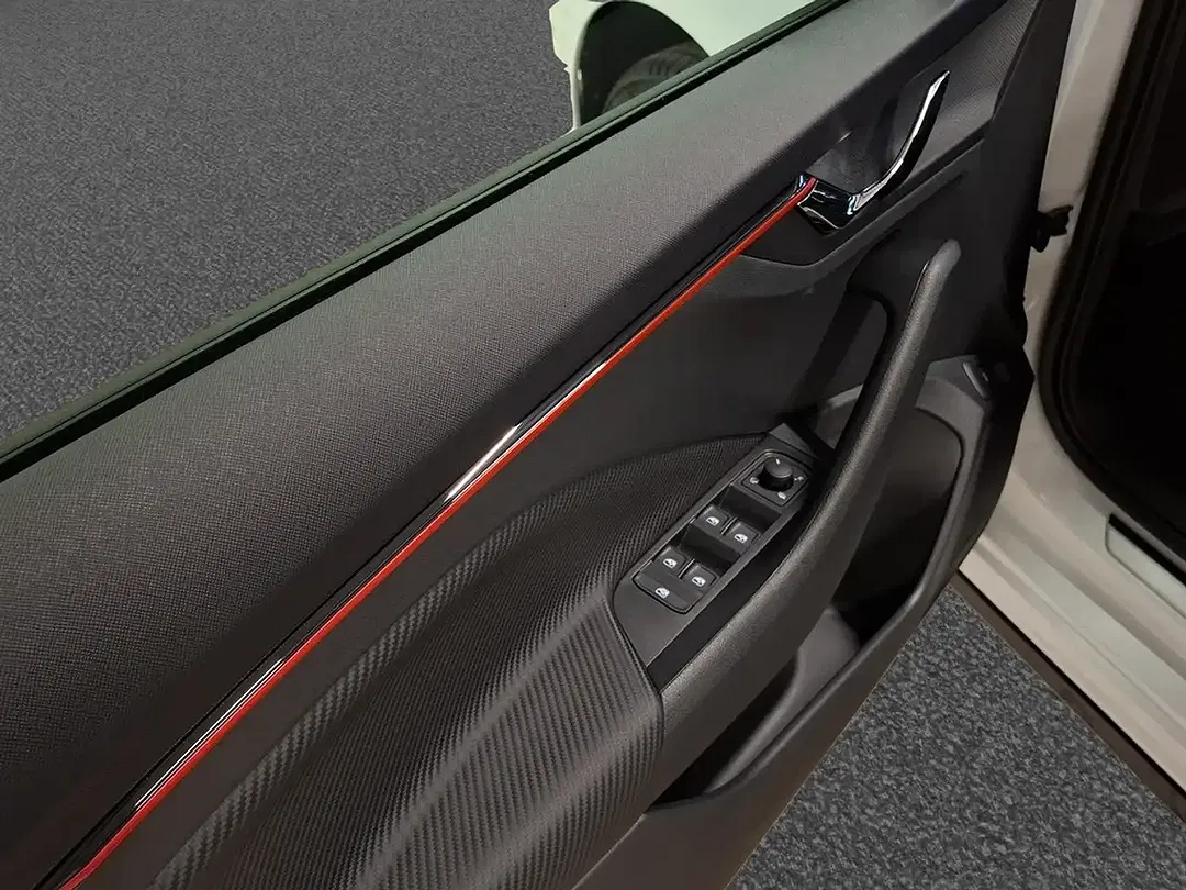 Skoda Kamiq - Thumbnail 9