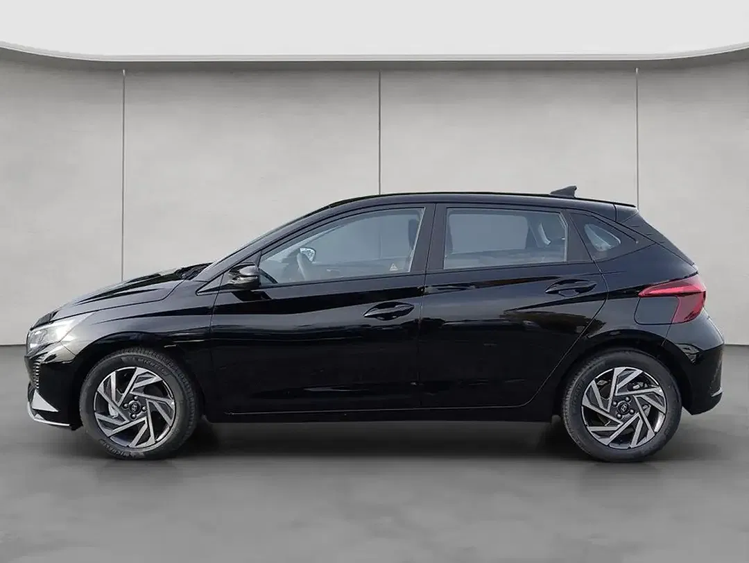 Hyundai i20 - Thumbnail 2
