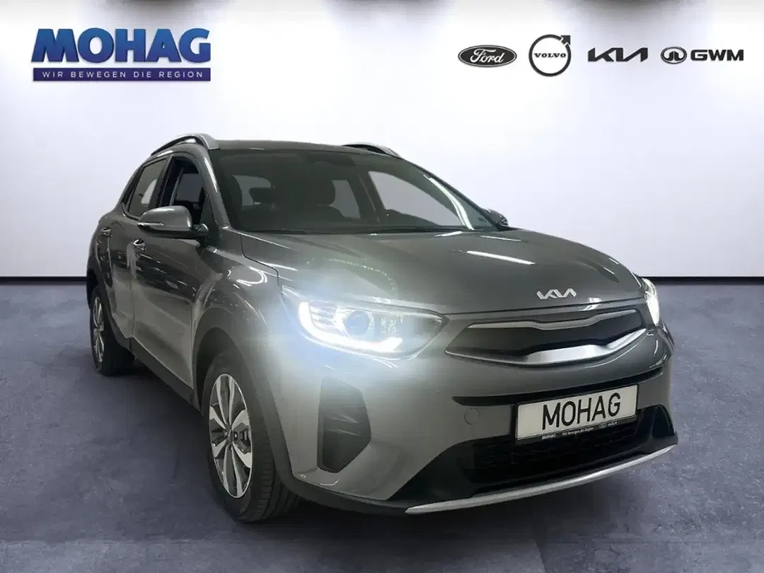 Kia Stonic - Thumbnail 2
