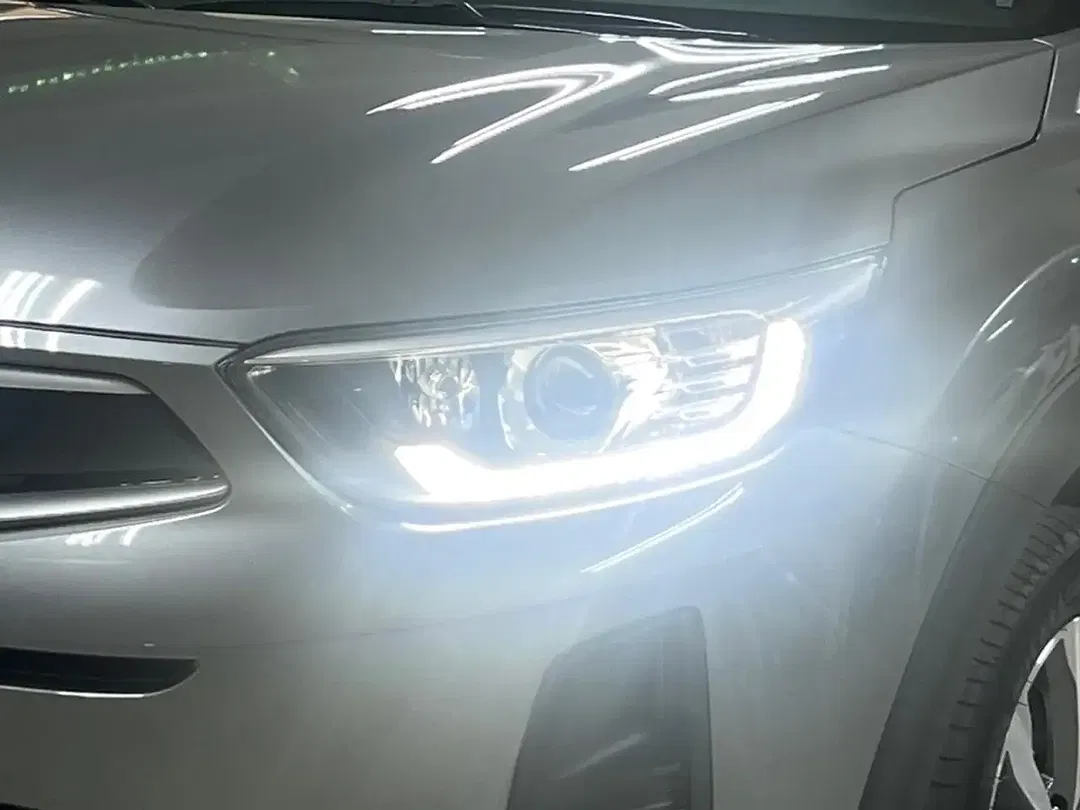 Kia Stonic - Thumbnail 5