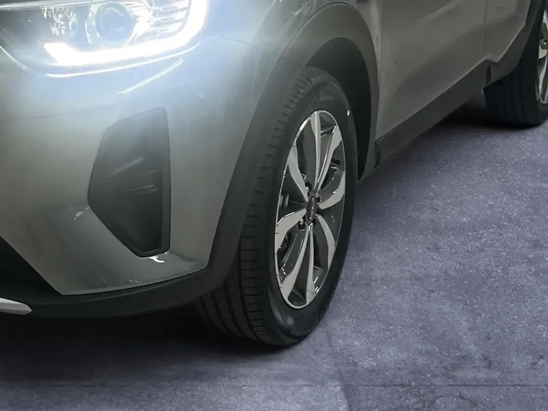 Kia Stonic - Thumbnail 6
