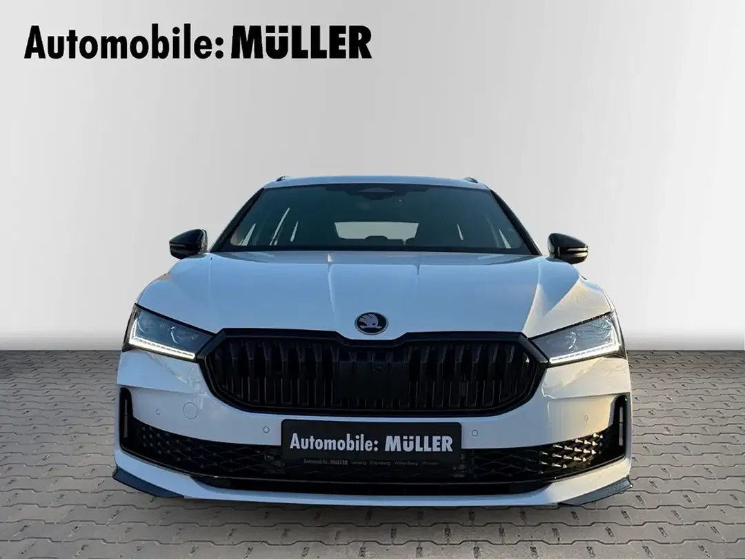 Skoda Superb - Thumbnail 3