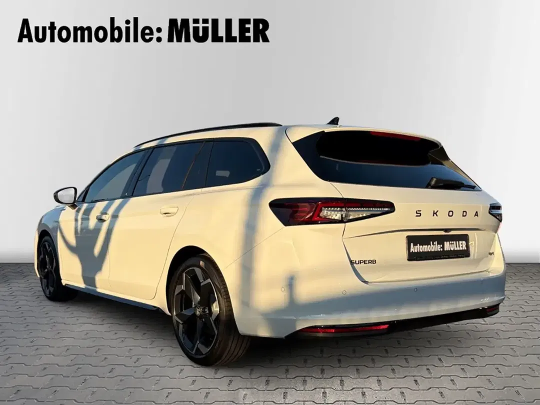 Skoda Superb - Thumbnail 6