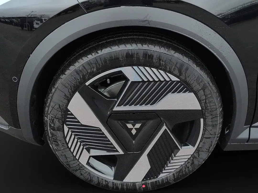 Mitsubishi Eclipse Cross - Thumbnail 9