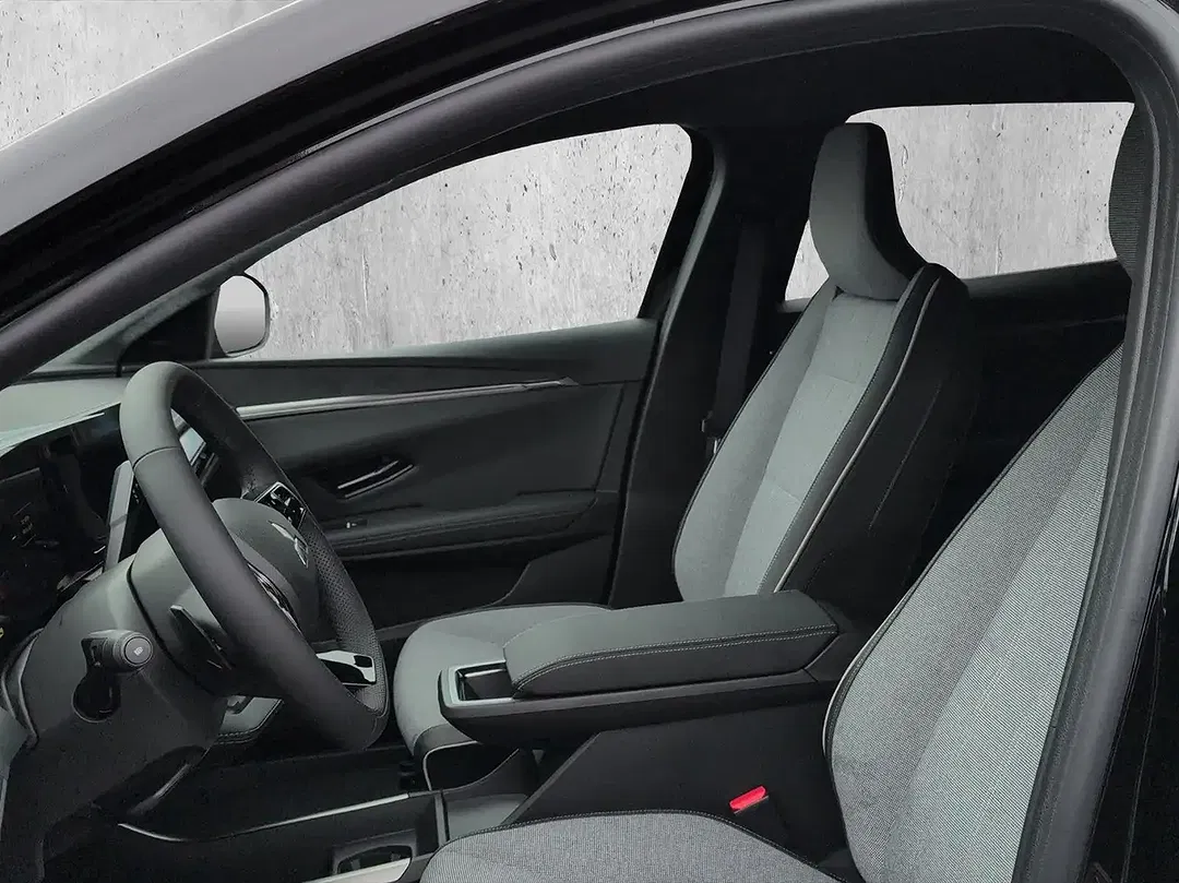Mitsubishi Eclipse Cross - Thumbnail 10