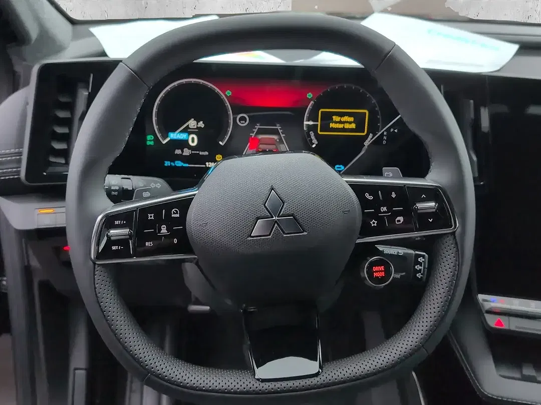 Mitsubishi Eclipse Cross - Thumbnail 11