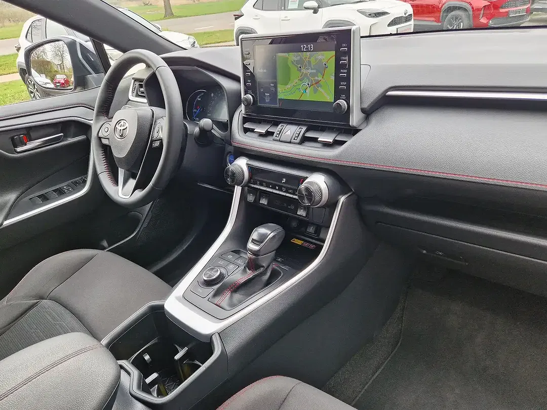 Toyota RAV 4 - Thumbnail 10