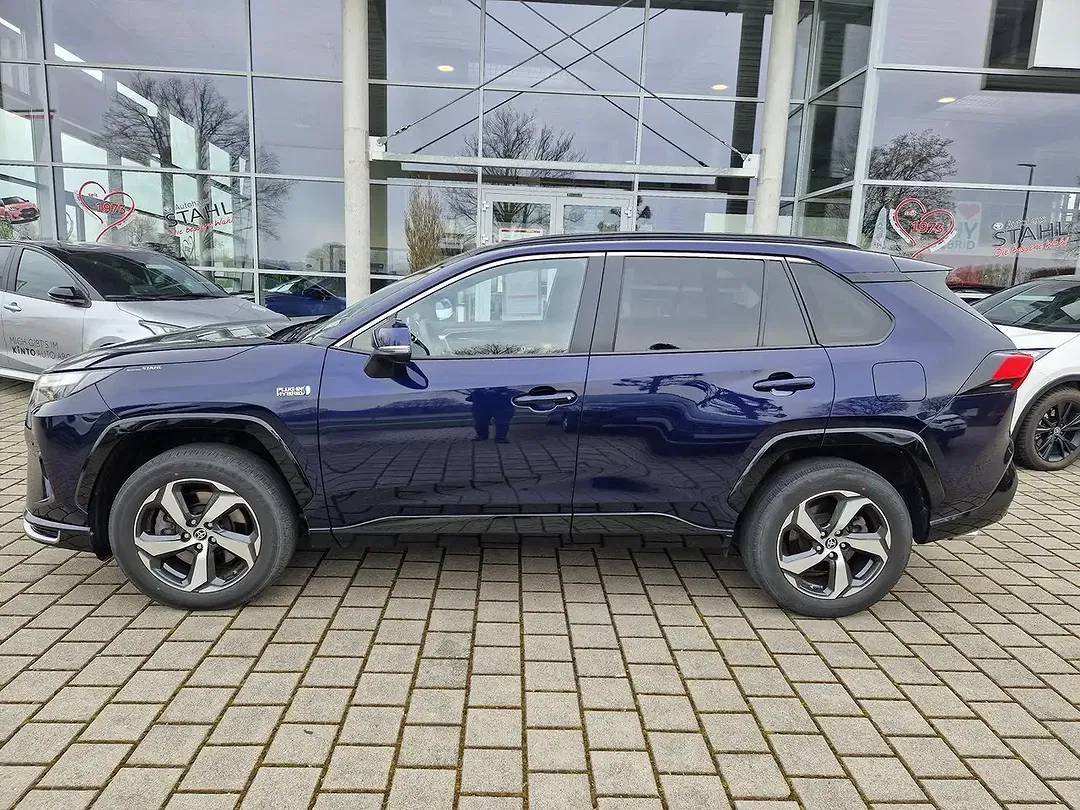 Toyota RAV 4 - Thumbnail 5
