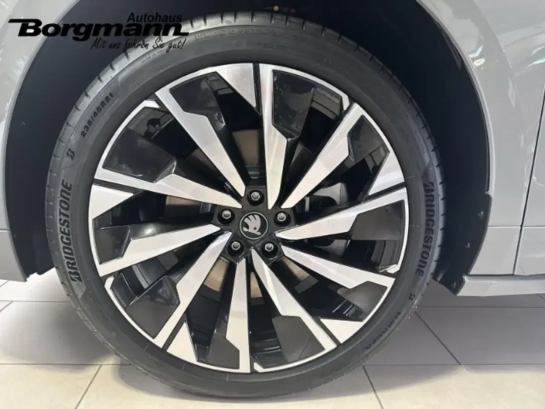 Skoda Enyaq - Thumbnail 10