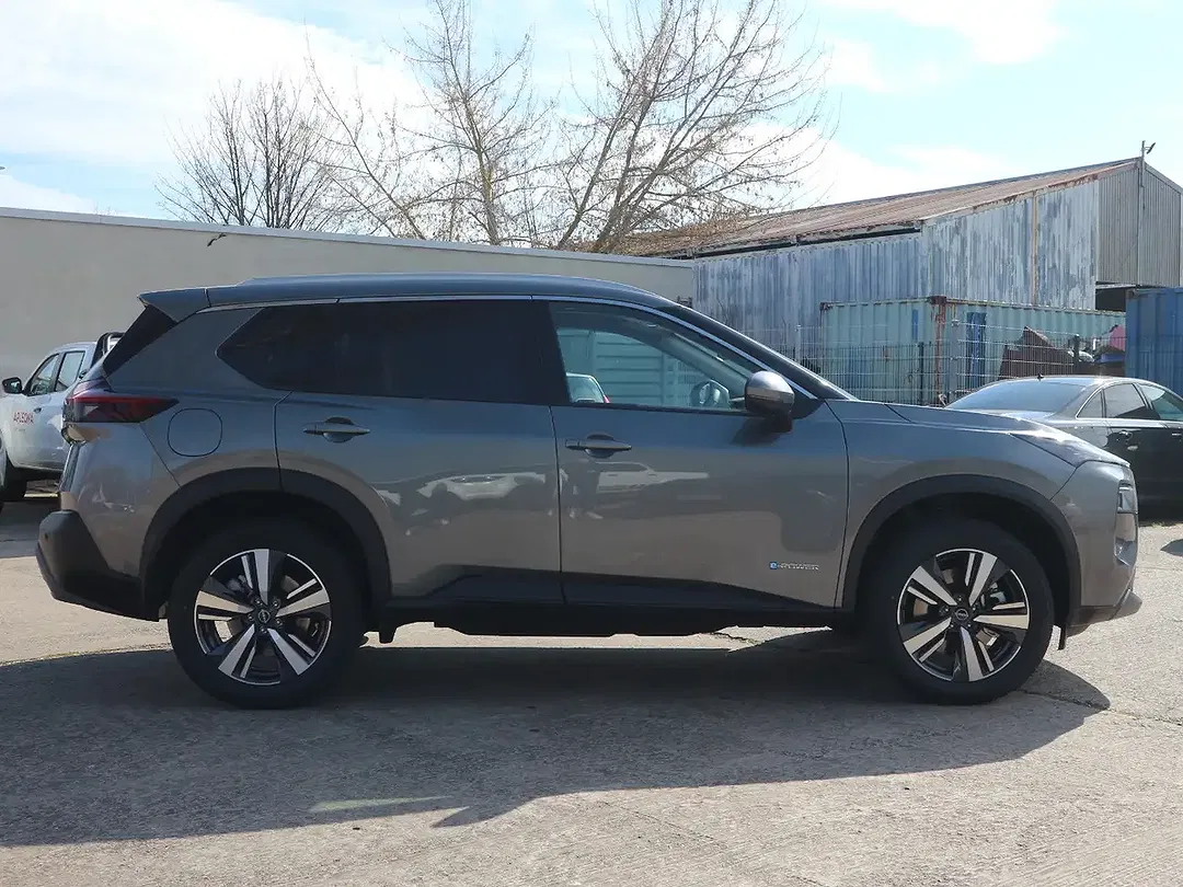 Nissan X-Trail - Thumbnail 8