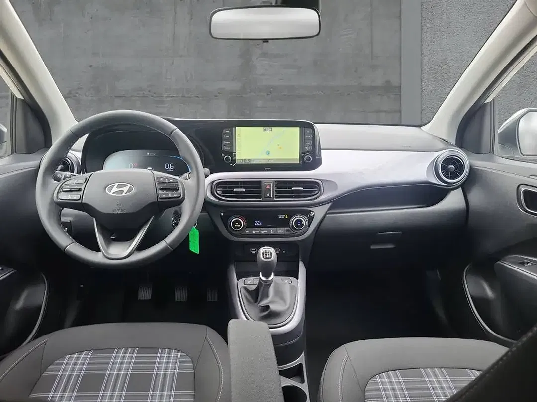 Hyundai i10 - Thumbnail 12