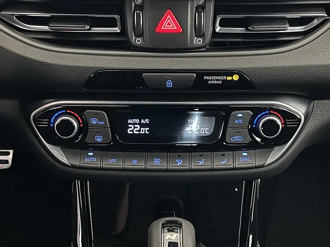 Hyundai i30 - Thumbnail 11