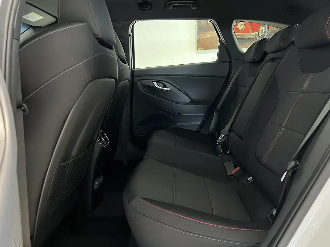 Hyundai i30 - Thumbnail 13