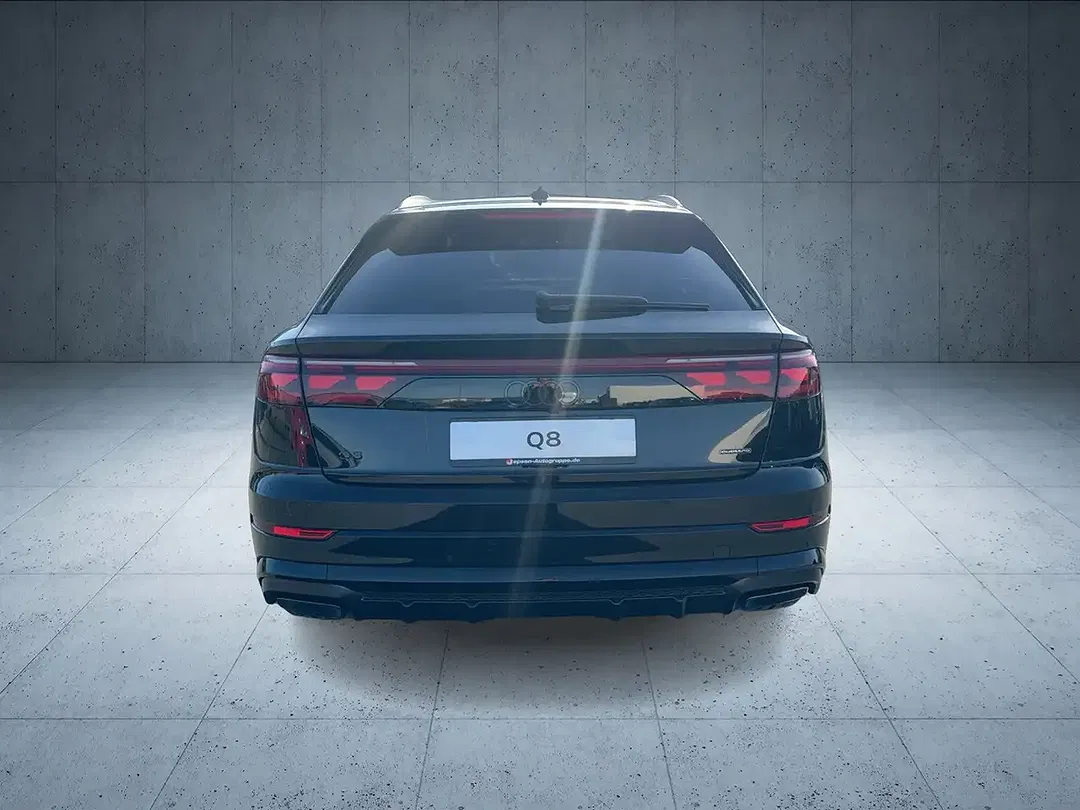 Audi Q8 - Thumbnail 4