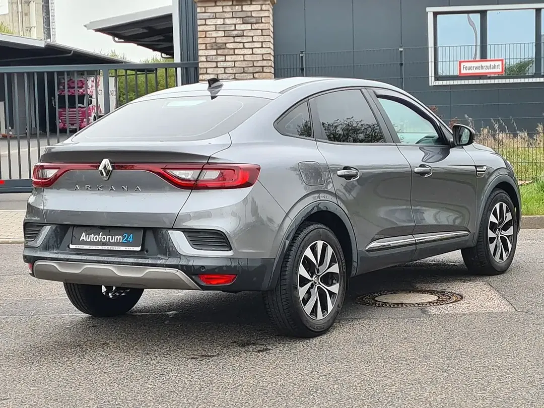 Renault Arkana - Thumbnail 5
