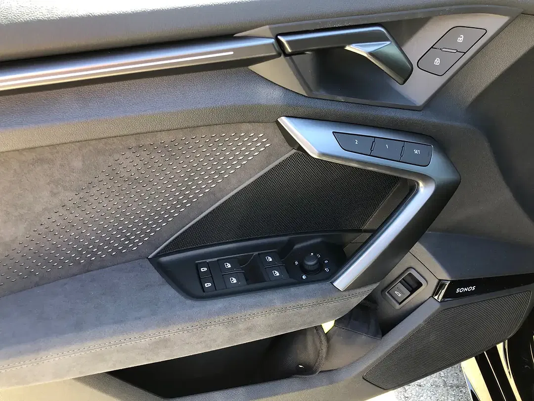 Audi RS3 - Thumbnail 13
