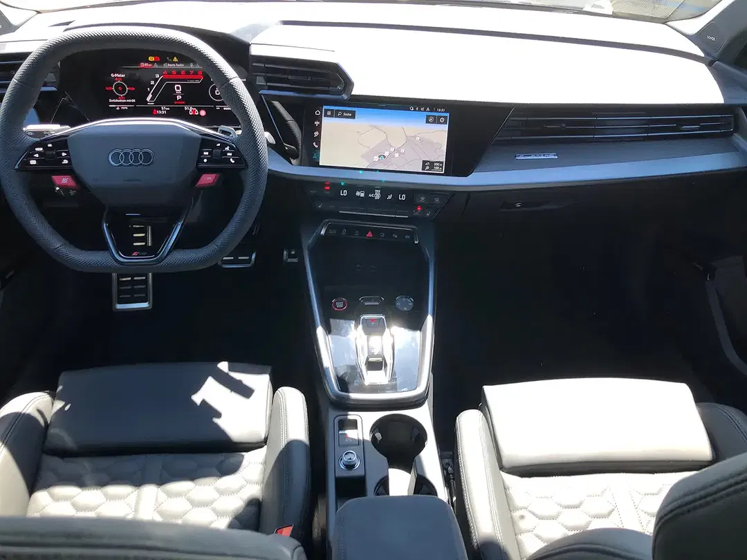 Audi RS3 - Thumbnail 5