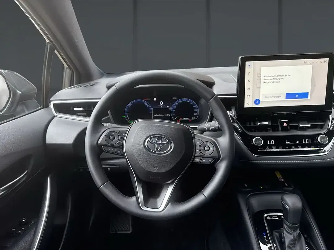 Toyota Corolla - Thumbnail 9