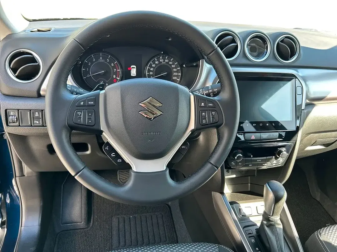 Suzuki Vitara - Thumbnail 10